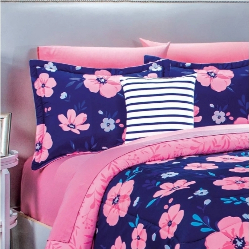 Comforter set - Picture 3 of 3